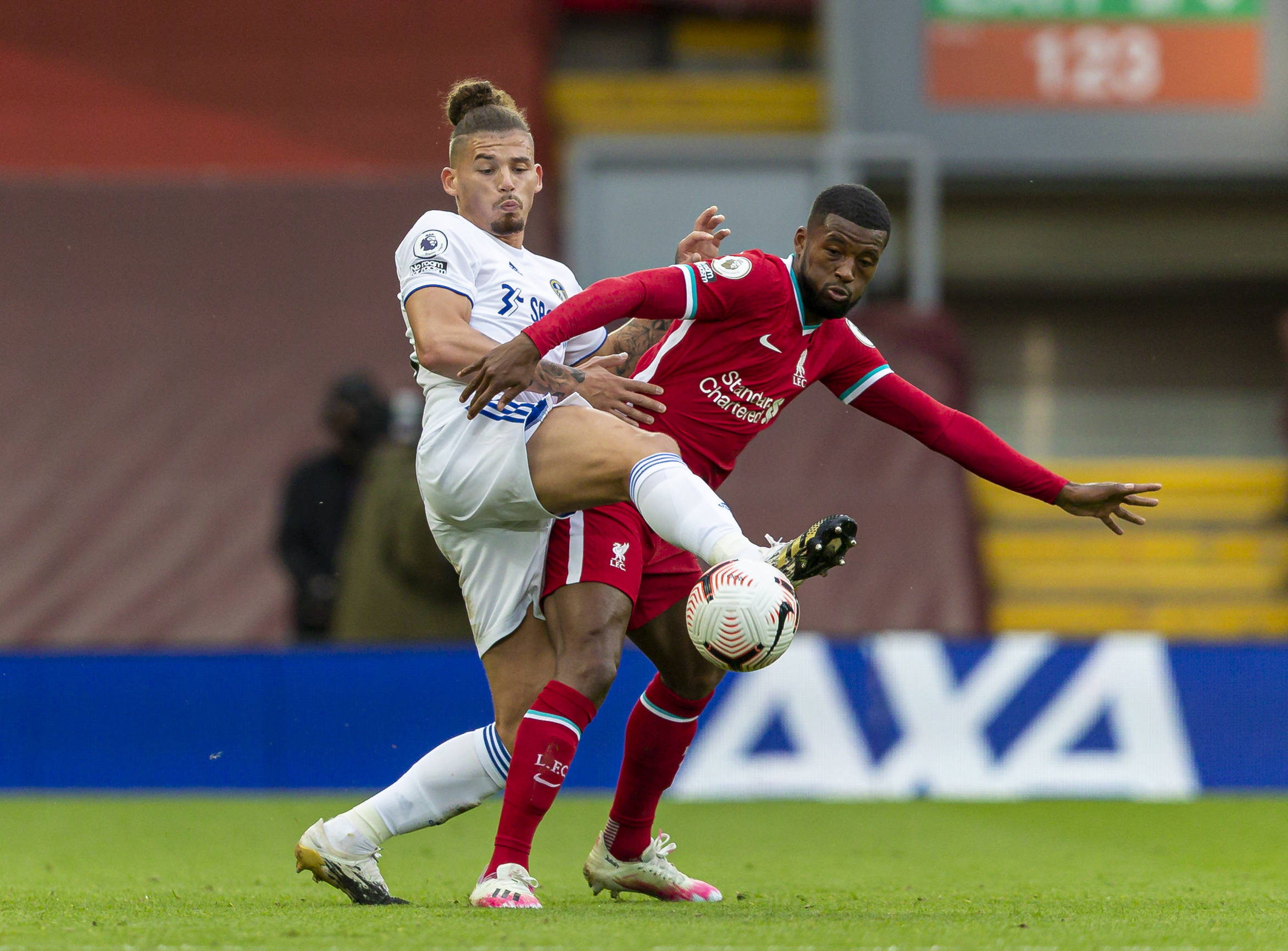 事中施展才 事中施展才